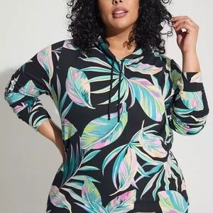 Torrid Everyday Fleece Raw Hem Hooded Active Sweatshirt-Pretty Summer Leaves